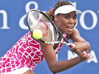 Venus-Williams-vs.-Samantha-Stosur-in-Cincinnati-Masters-2012
